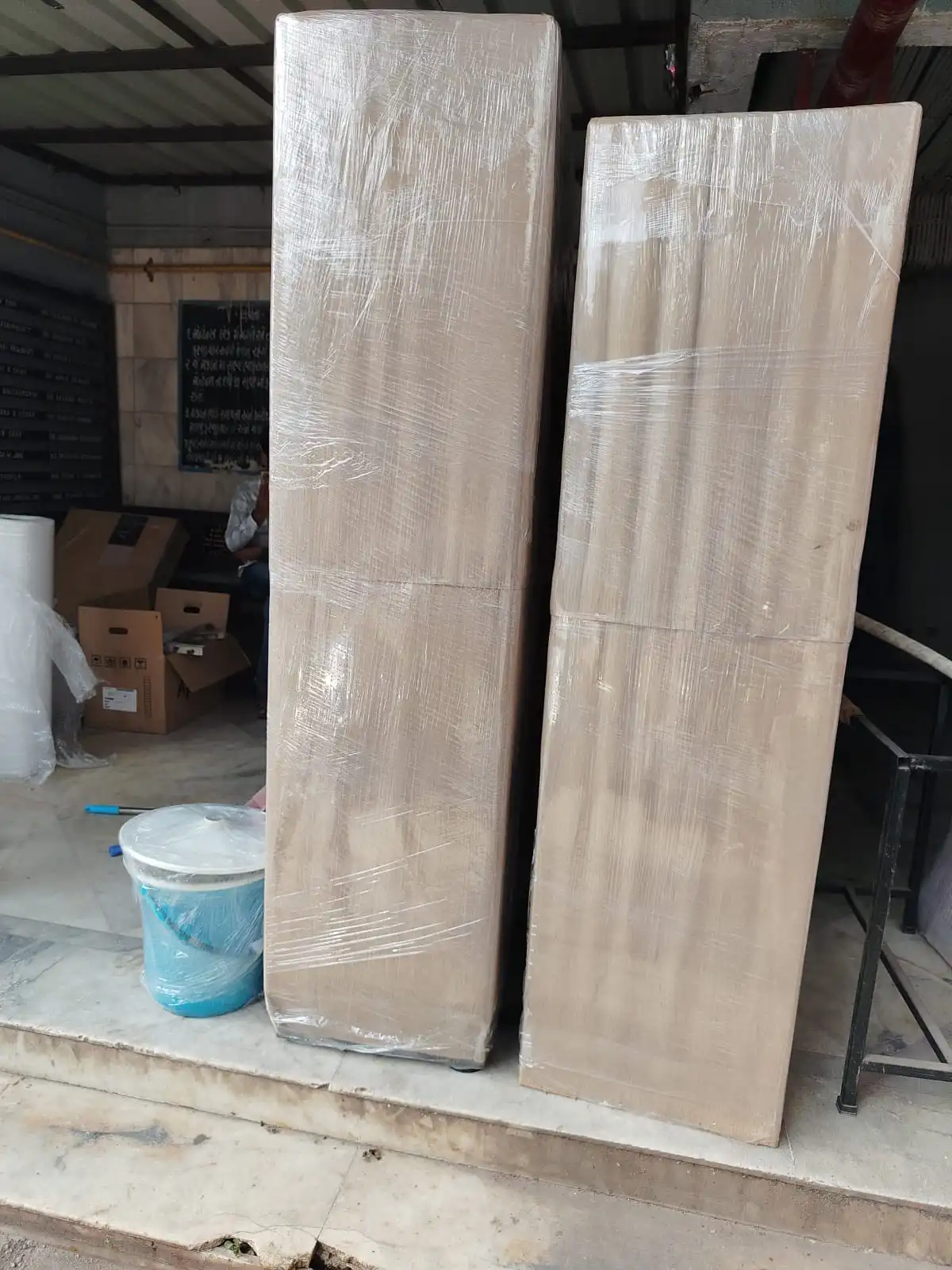 Dedicated Container Truck Loading